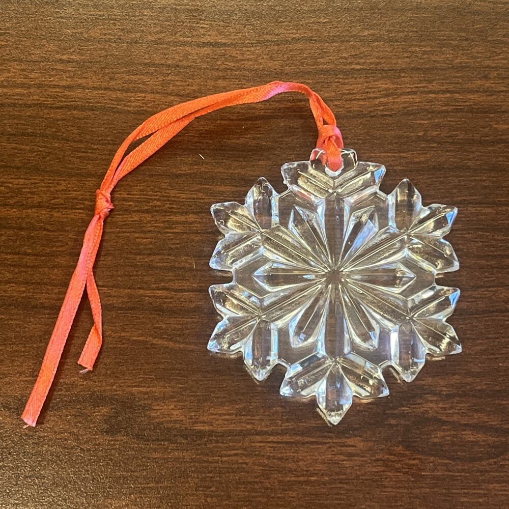 RM1020 Vintage Lennox Snowflake Crystal Glass Ornament